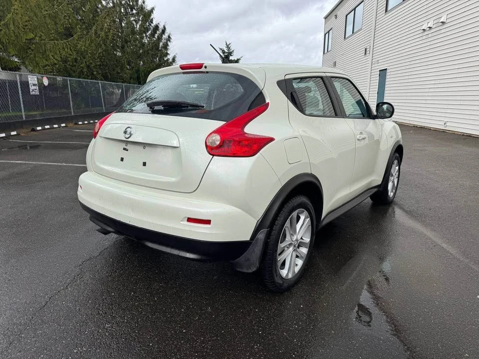 2011 Nissan Juke - Image 6 of 15