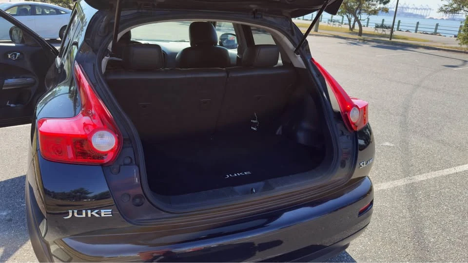2011 Nissan Juke - Image 15 of 18