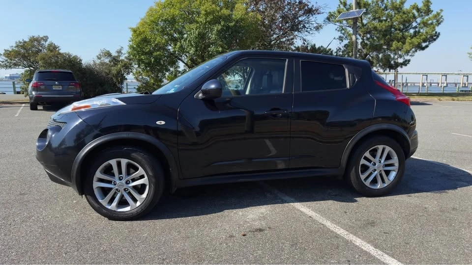2011 Nissan Juke - Image 5 of 18