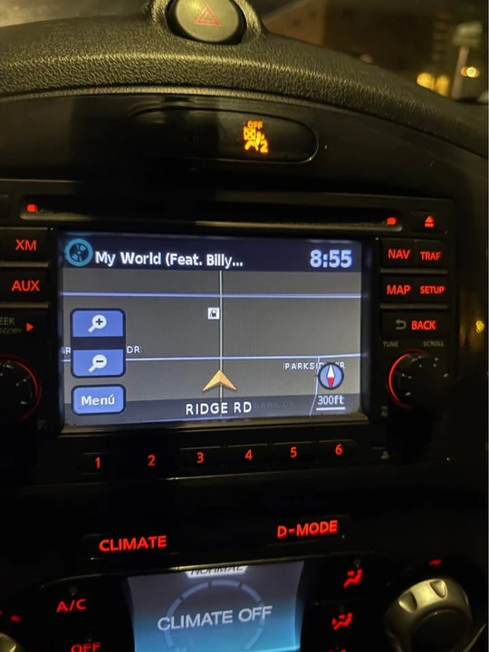 2011 Nissan Juke - Image 8 of 19