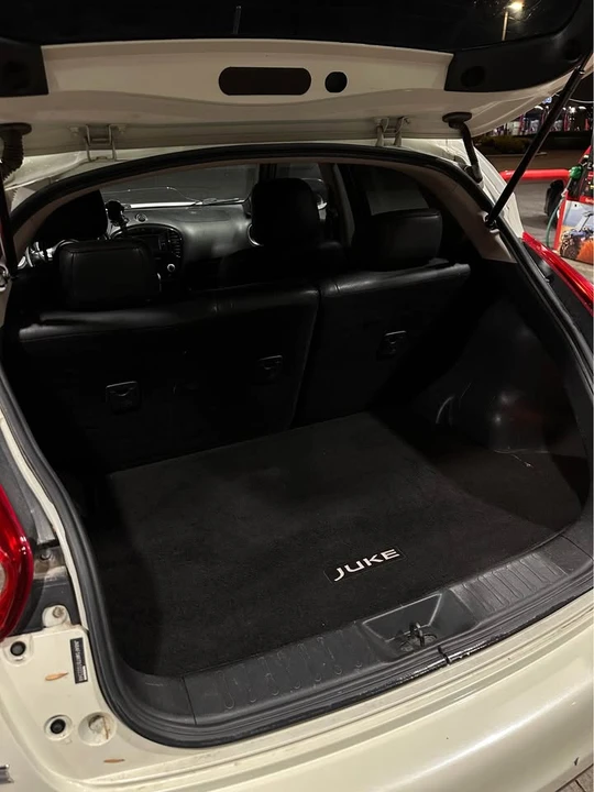 2011 Nissan Juke - Image 11 of 14