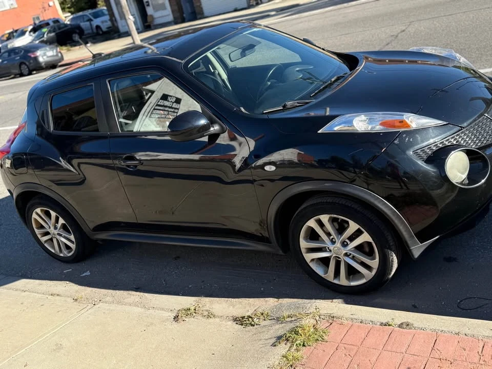 2011 Nissan Juke - Image 9 of 19