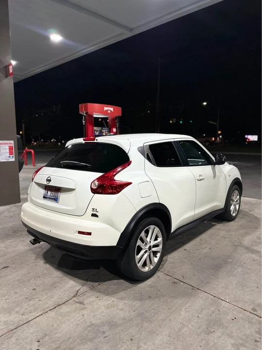 2011 Nissan Juke - Image 2 of 14