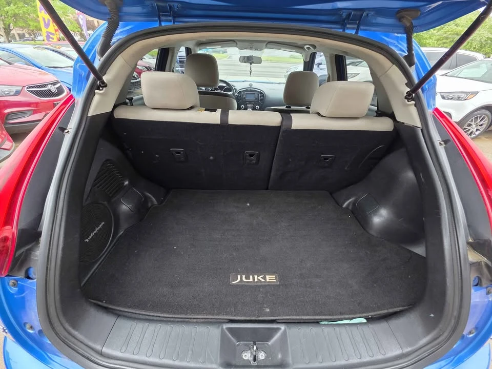 2011 Nissan Juke - Image 11 of 19