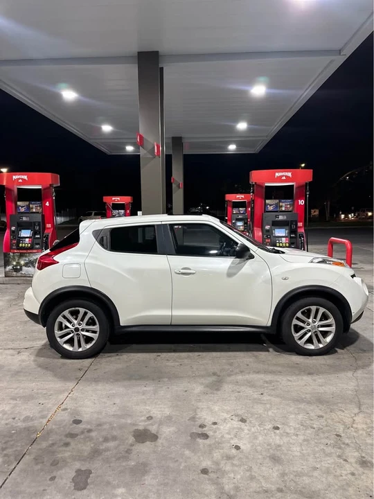 2011 Nissan Juke - Image 6 of 14