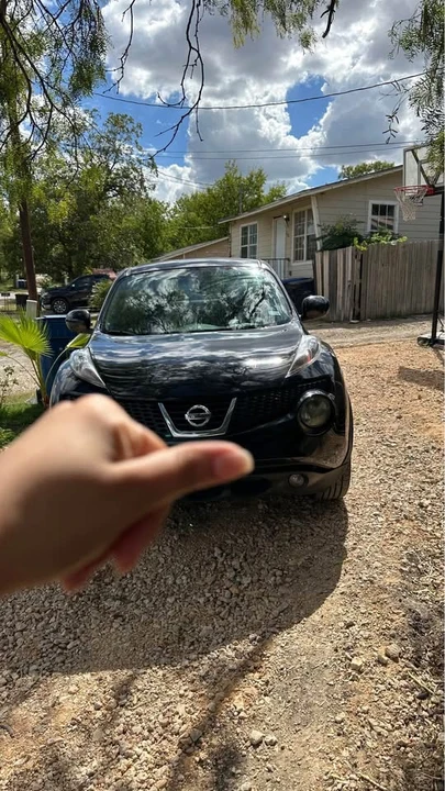 2011 Nissan Juke - Image 2 of 6
