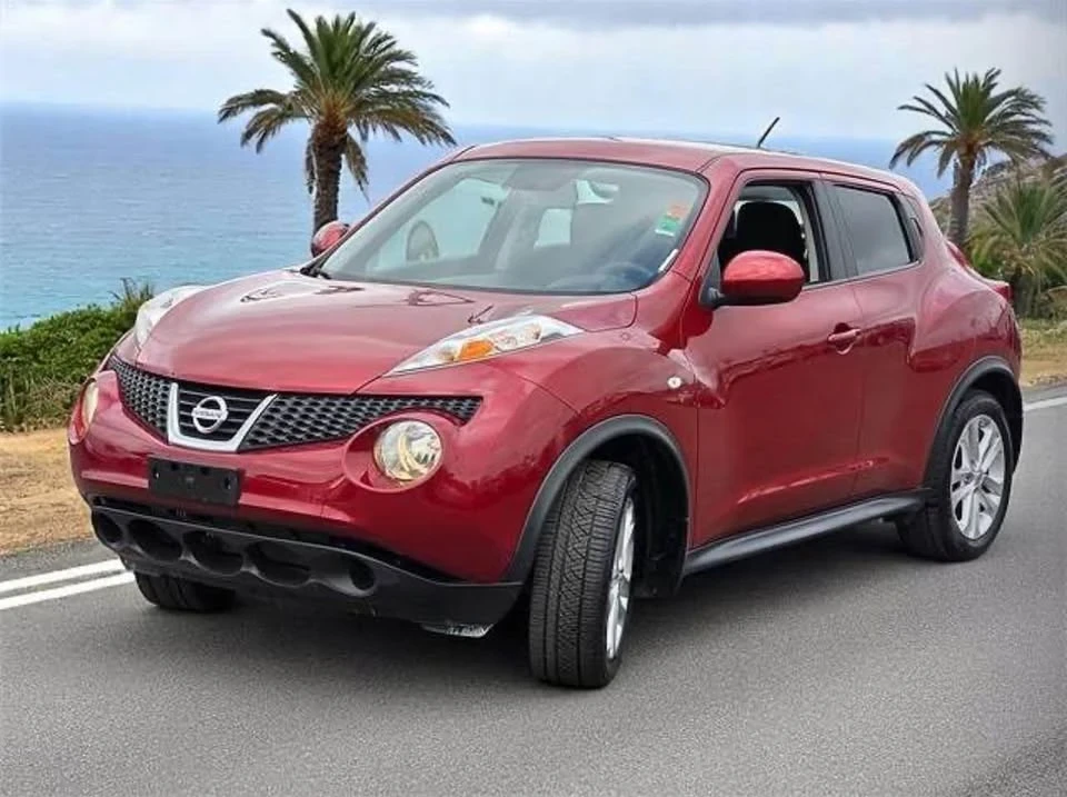 2011 Nissan Juke - Image 2 of 4