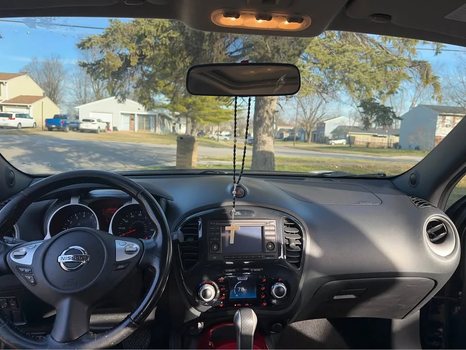 2011 Nissan Juke - Image 6 of 11