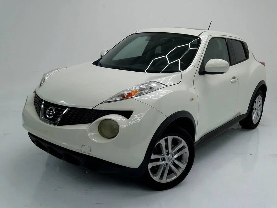 2011 Nissan Juke - Image 2 of 18