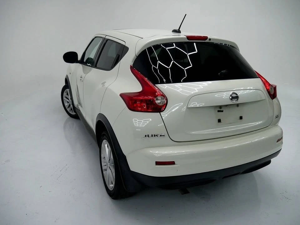 2011 Nissan Juke - Image 8 of 18