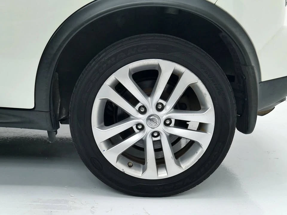 2011 Nissan Juke - Image 11 of 13
