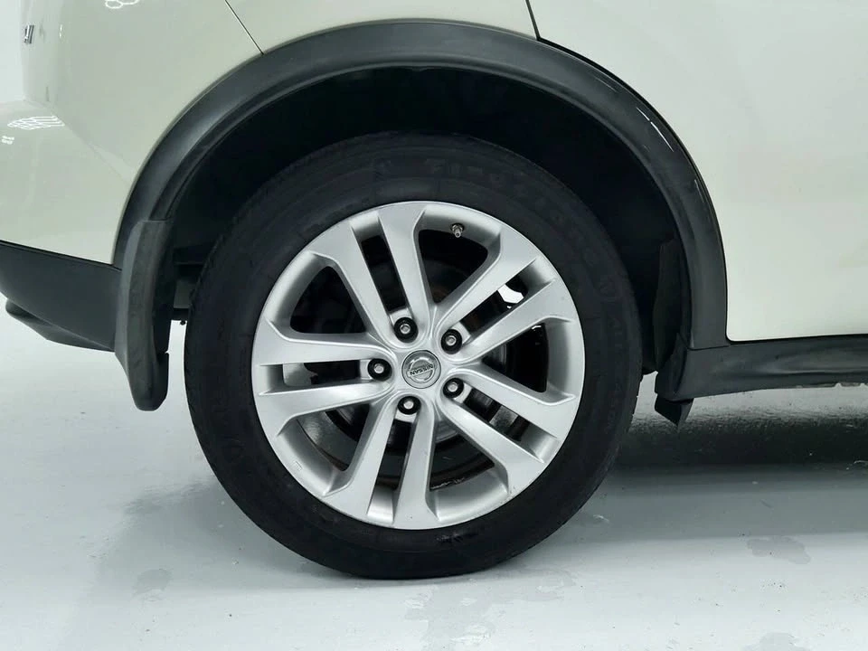 2011 Nissan Juke - Image 17 of 18
