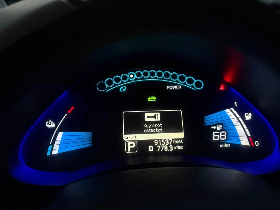 2011 Nissan Leaf - Image 10 of 12
