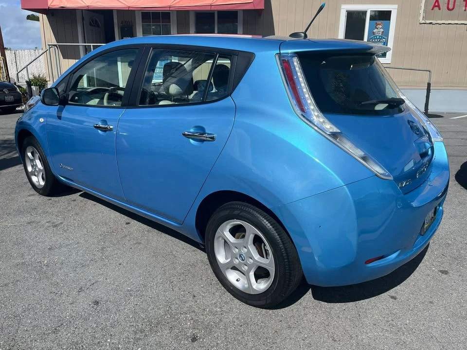 2011 Nissan Leaf - Image 5 of 8