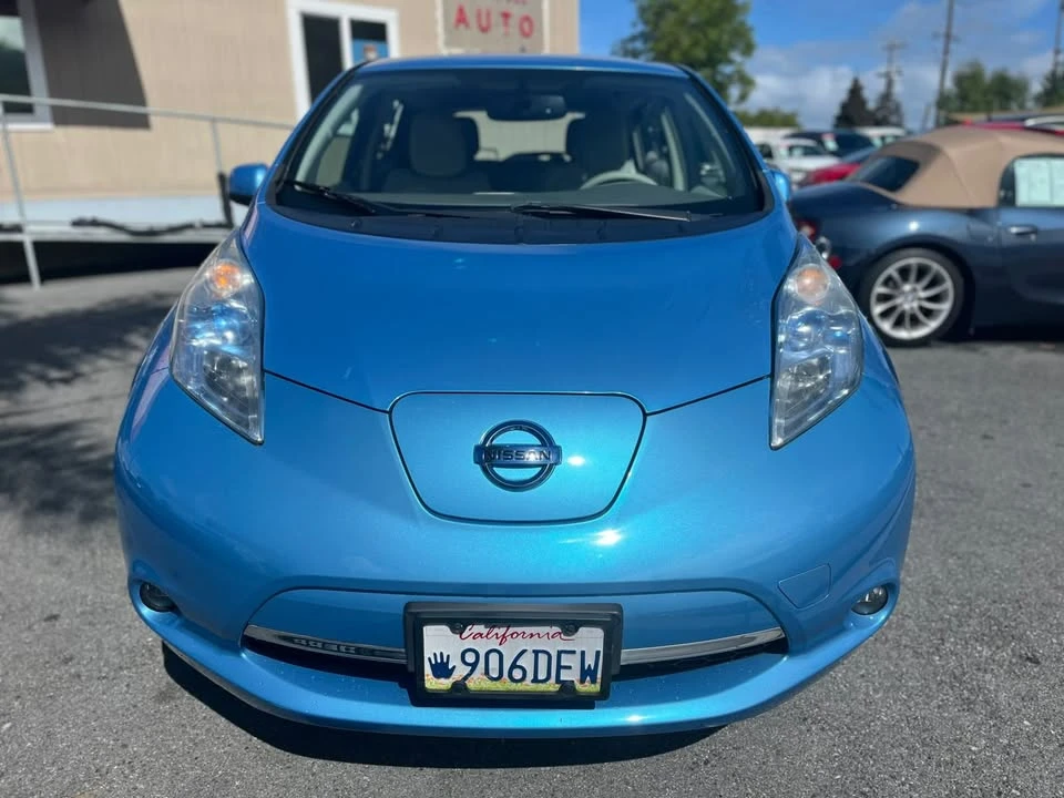 2011 Nissan Leaf - Image 2 of 8