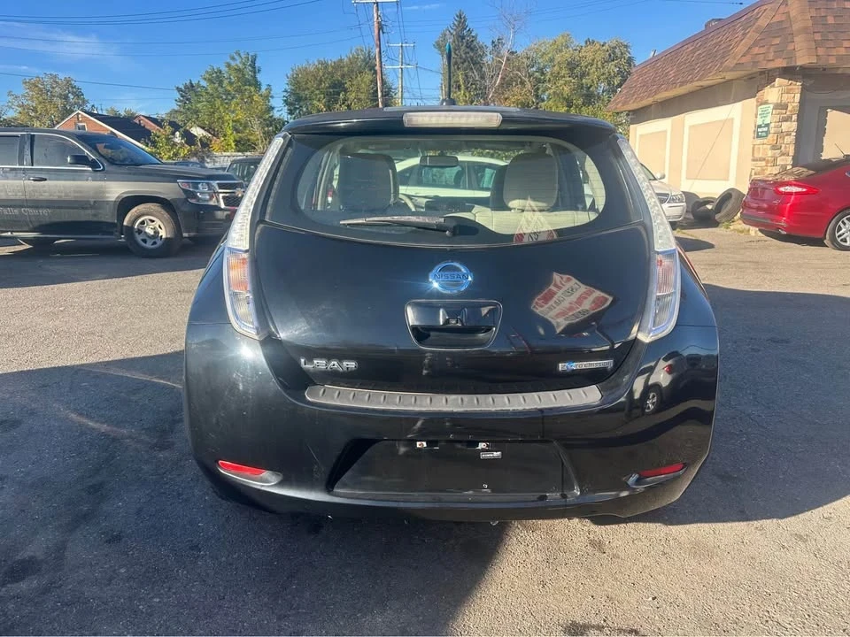 2011 Nissan Leaf - Image 3 of 11