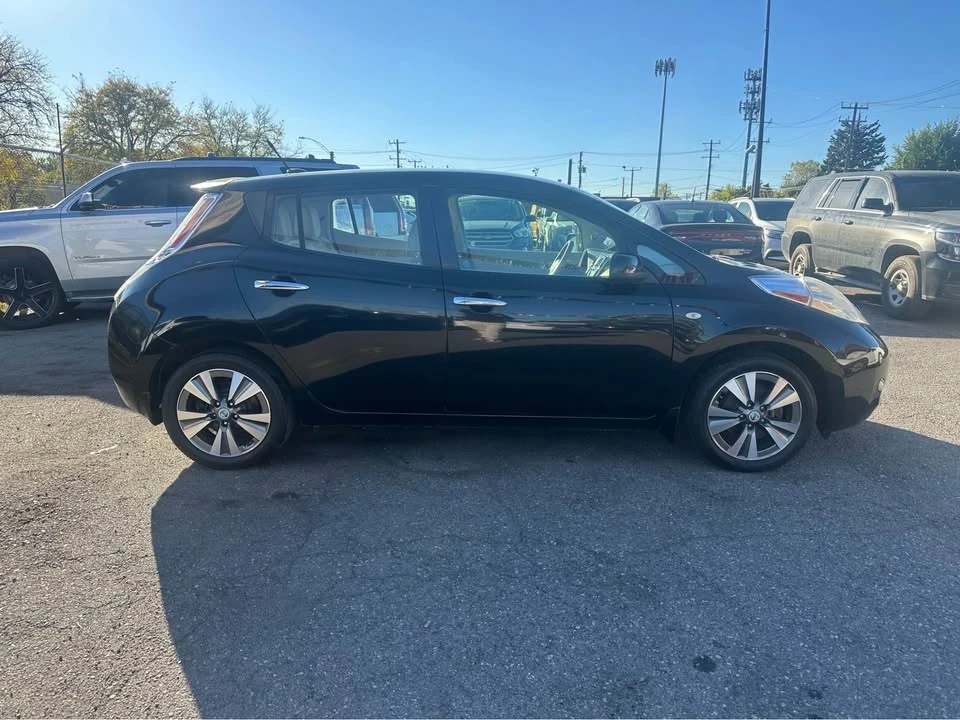 2011 Nissan Leaf - Image 5 of 11