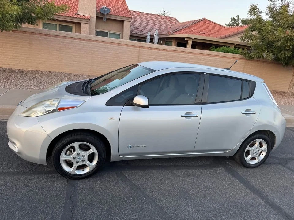2011 Nissan Leaf - Image 12 of 12