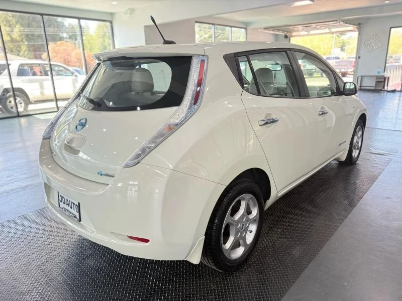 2011 Nissan Leaf - Image 6 of 20