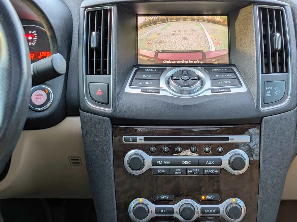 2011 Nissan Maxima 7th Gen - Image 14 of 18