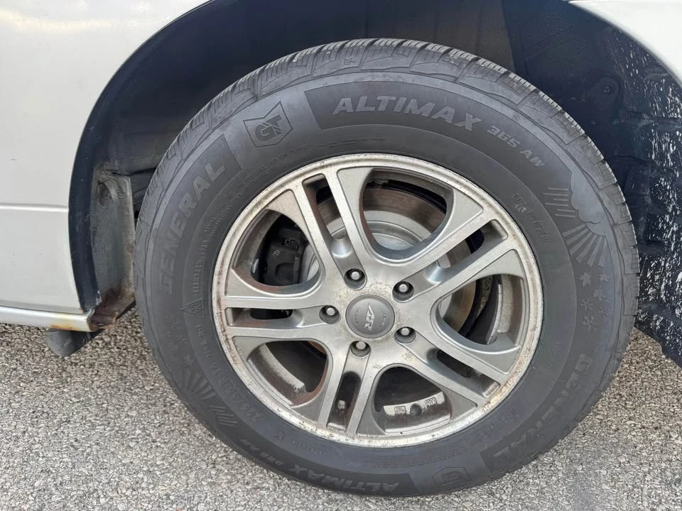 2011 Nissan Quest - Image 12 of 12