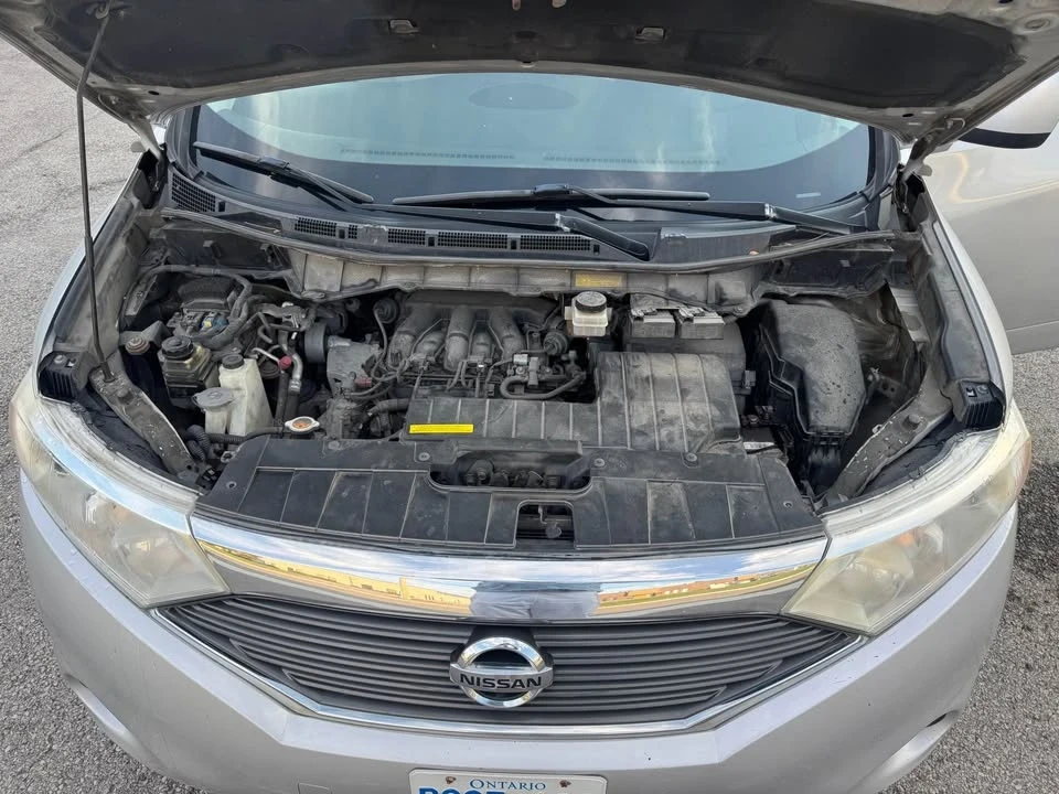 2011 Nissan Quest - Image 11 of 12