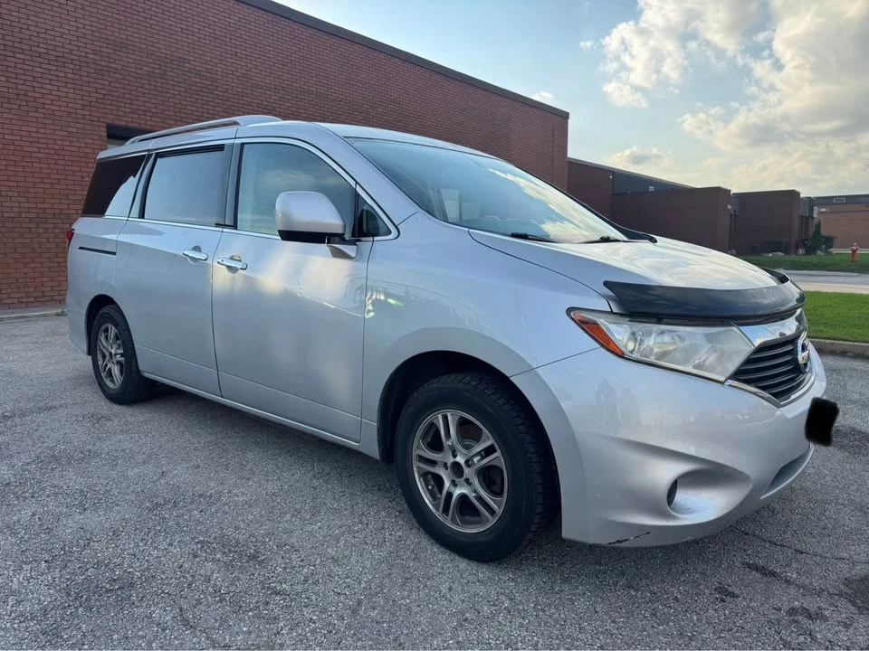 2011 Nissan Quest - Image 3 of 12