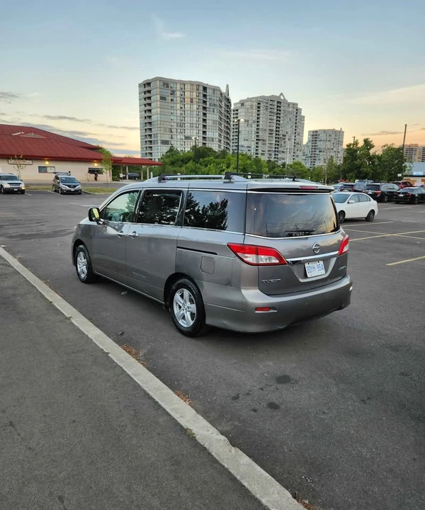 2011 Nissan Quest - Image 7 of 7