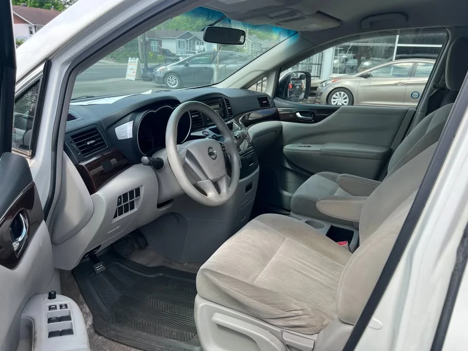 2011 Nissan Quest - Image 7 of 19