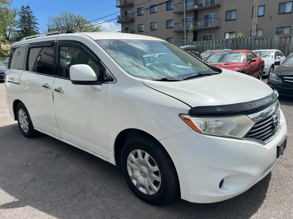 2011 Nissan Quest - Image 3 of 19