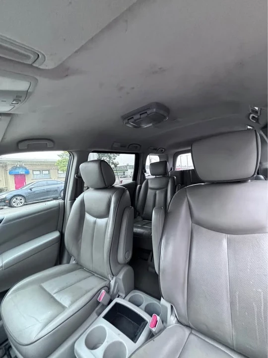 2011 Nissan Quest - Image 3 of 6