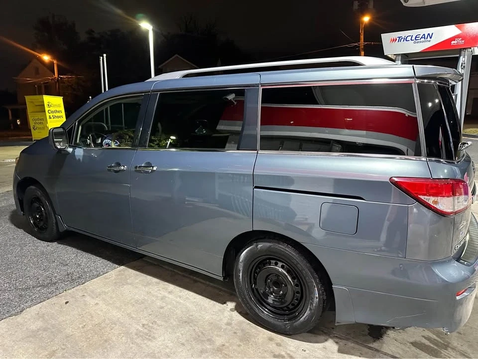 2011 Nissan Quest - Image 8 of 17