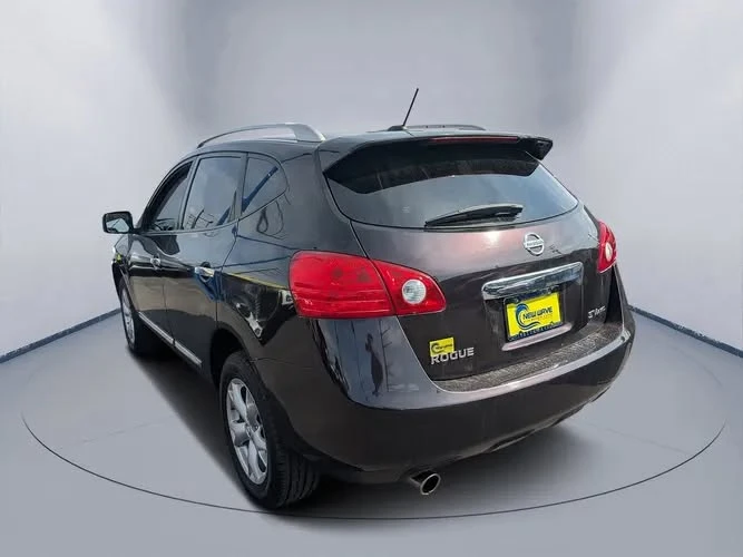 2011 Nissan Rogue - Image 3 of 10