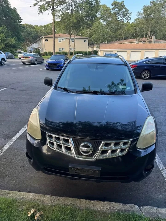 2011 Nissan Rogue - Image 10 of 12