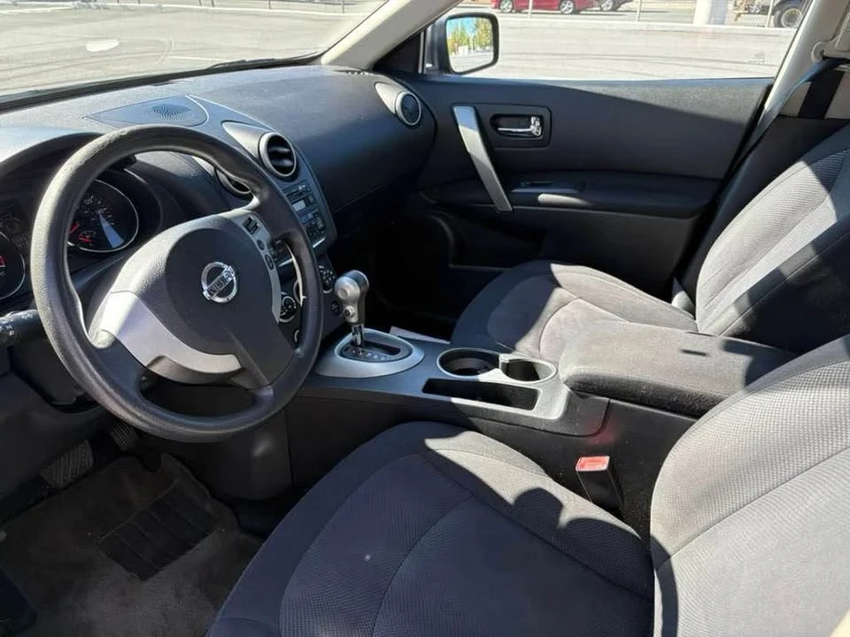 2011 Nissan Rogue - Image 12 of 15