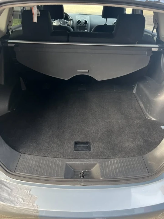 2011 Nissan Rogue - Image 8 of 14
