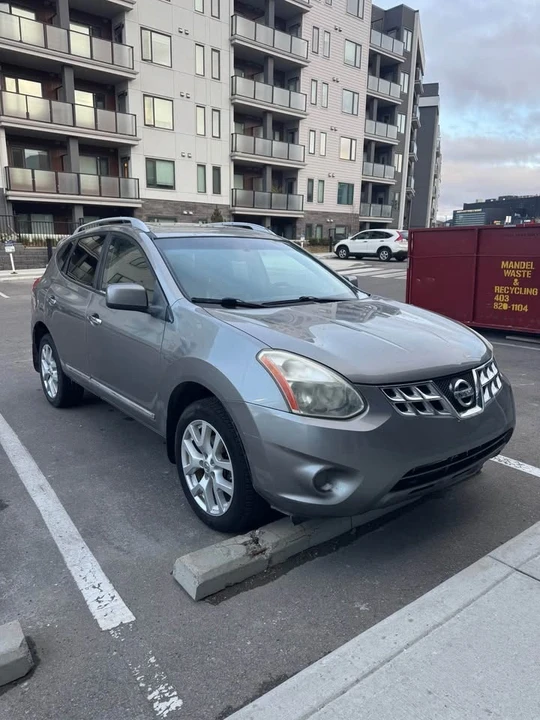 2011 Nissan Rogue - Image 4 of 6