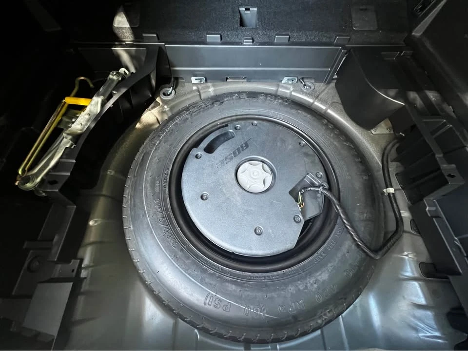 2011 Nissan Rogue - Image 8 of 13