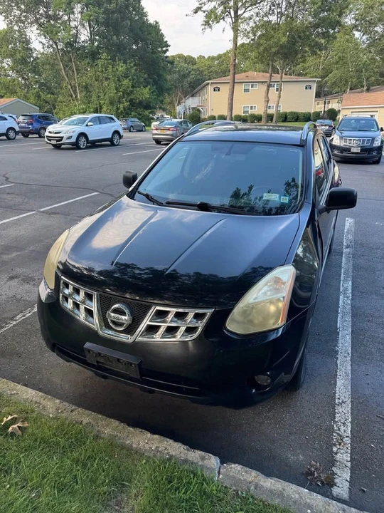 2011 Nissan Rogue - Image 9 of 13