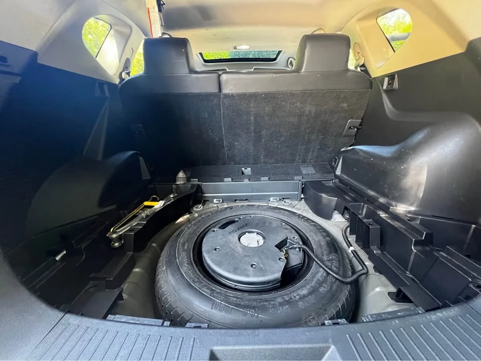 2011 Nissan Rogue - Image 9 of 13
