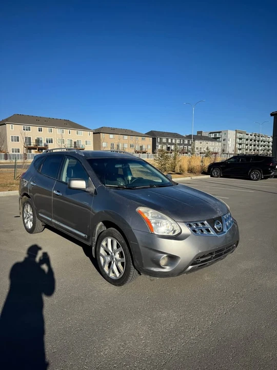 2011 Nissan Rogue - Image 5 of 8
