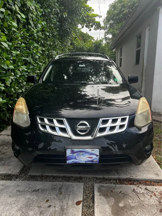 2011 Nissan Rogue - Image 2 of 13