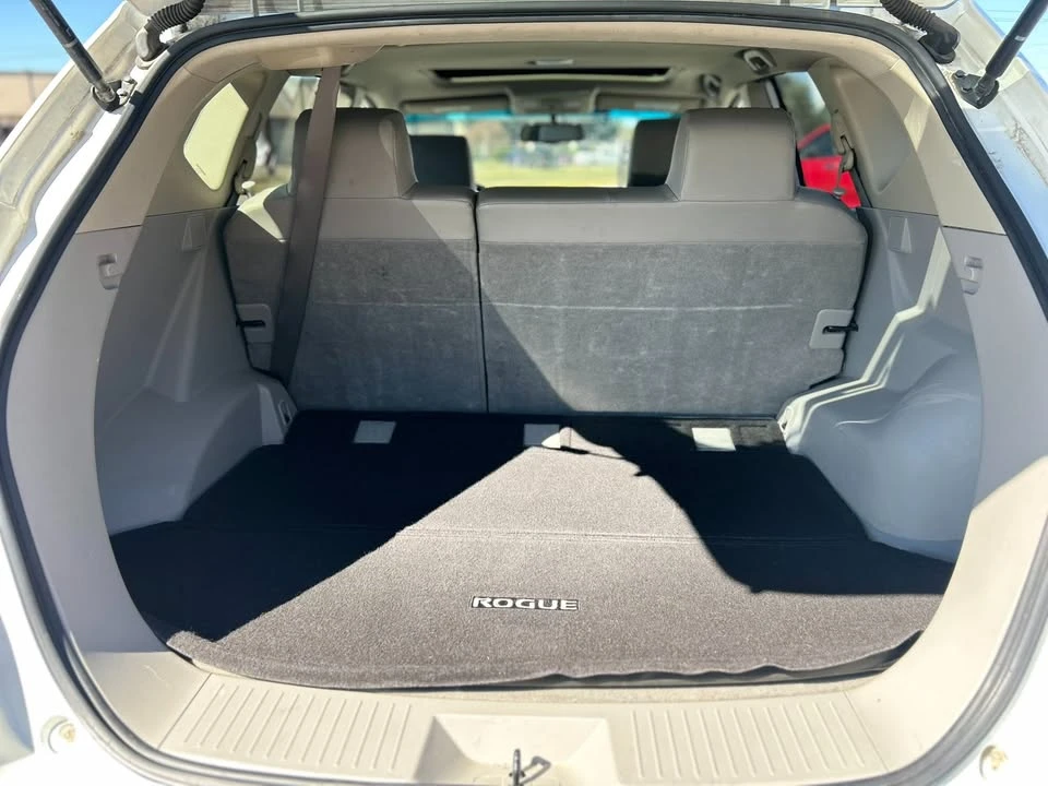 2011 Nissan Rogue - Image 9 of 18