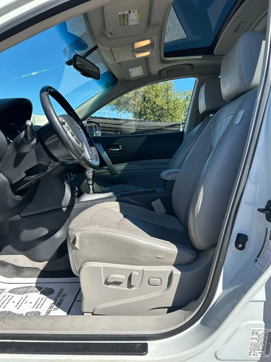 2011 Nissan Rogue - Image 10 of 18