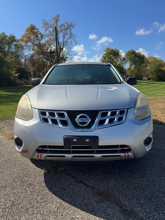 2011 Nissan Rogue - Image 5 of 12