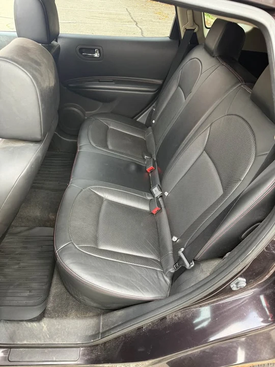 2011 Nissan Rogue - Image 6 of 10
