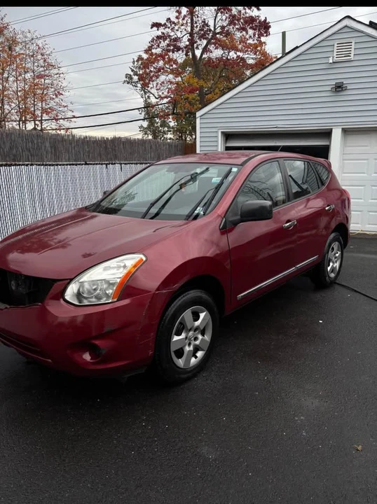 2011 Nissan Rogue - Image 5 of 12