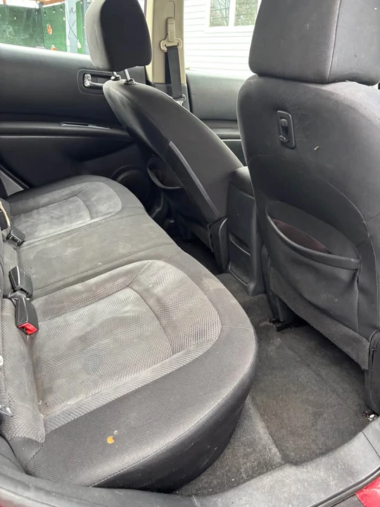 2011 Nissan Rogue - Image 10 of 12