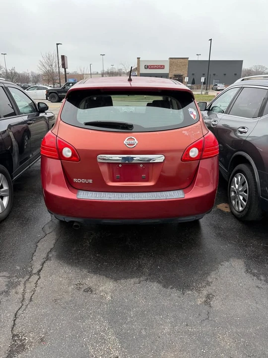 2011 Nissan Rogue - Image 6 of 11