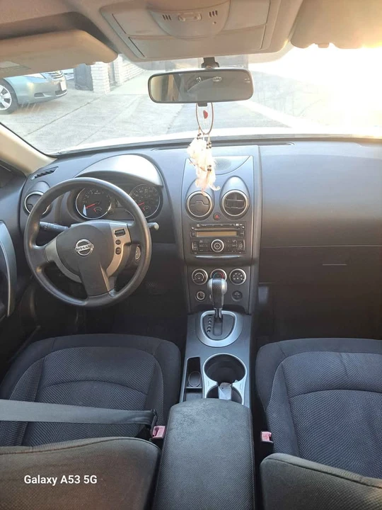 2011 Nissan Rogue - Image 6 of 10